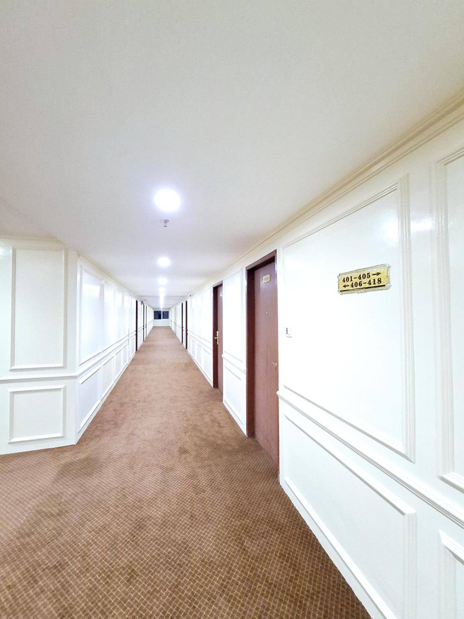 Sm Tower Hotel And Convention Berau Tanjung Redep Buitenkant foto